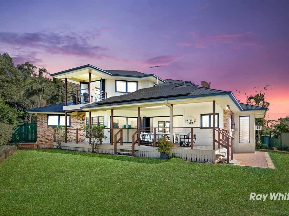 1 The Crescent, UNDERWOOD - Thumbnail 1