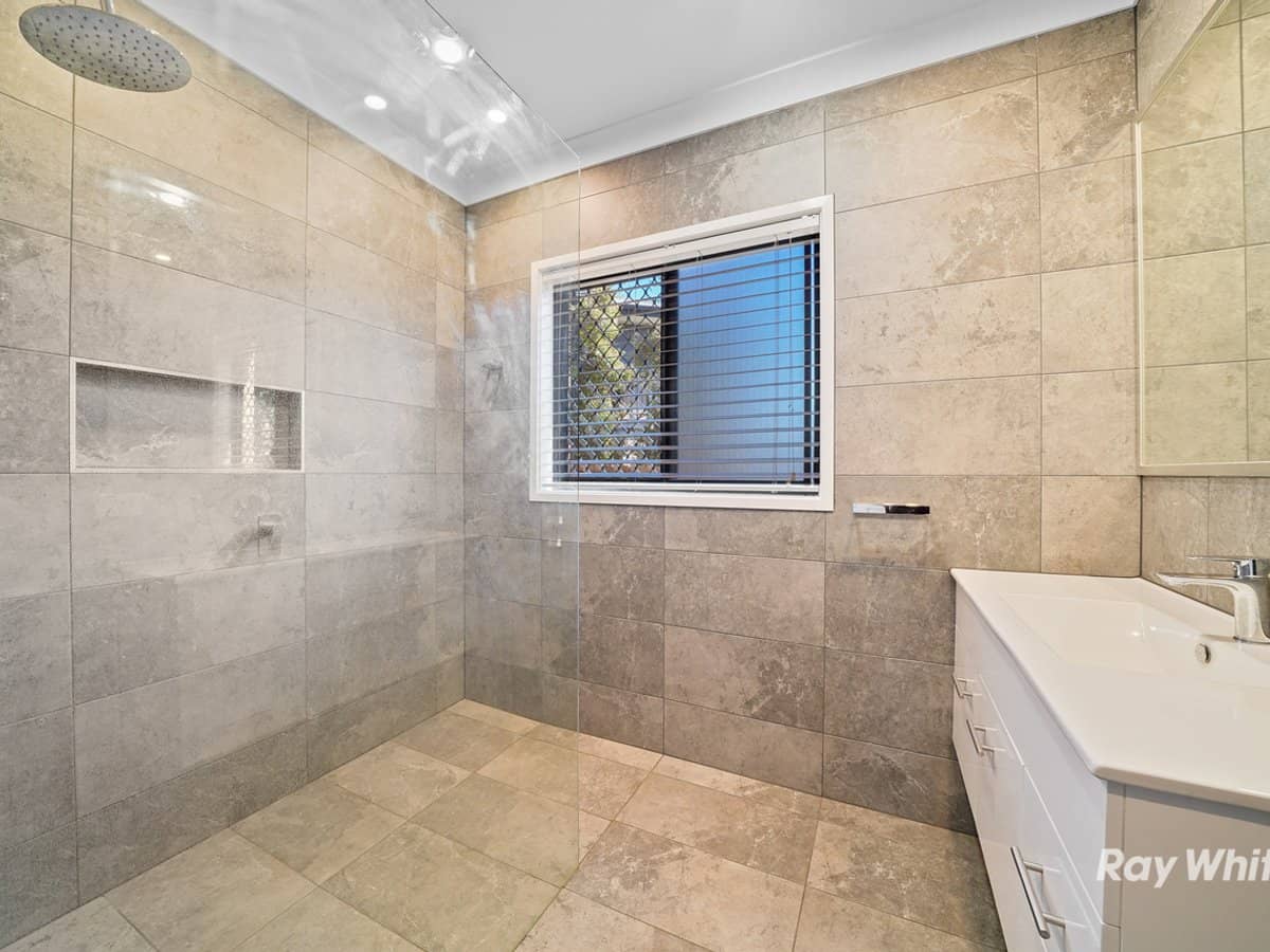 1 The Crescent, UNDERWOOD - Thumbnail 26