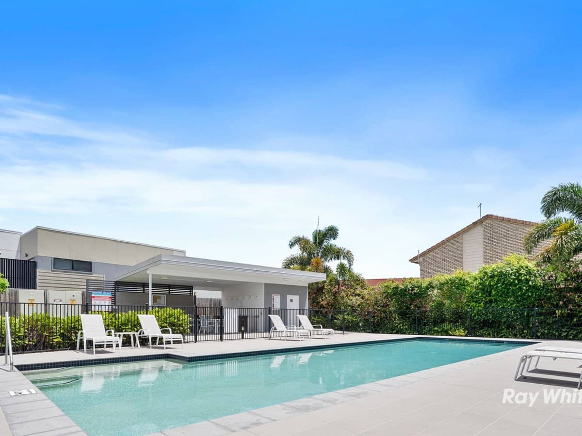 105-109 Barbaralla Drive, Springwood - Thumbnail 2