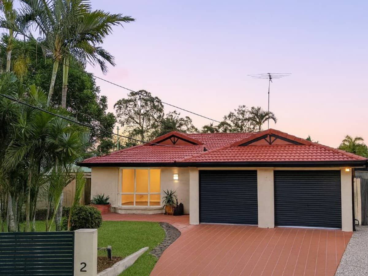 2 YARABAH Crescent, SHAILER PARK - Thumbnail 1