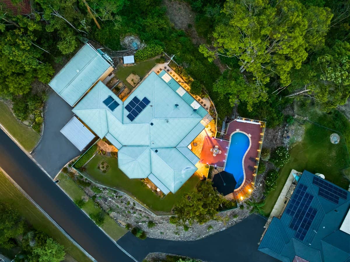 55 Saunders Drive, BONOGIN - Thumbnail 2