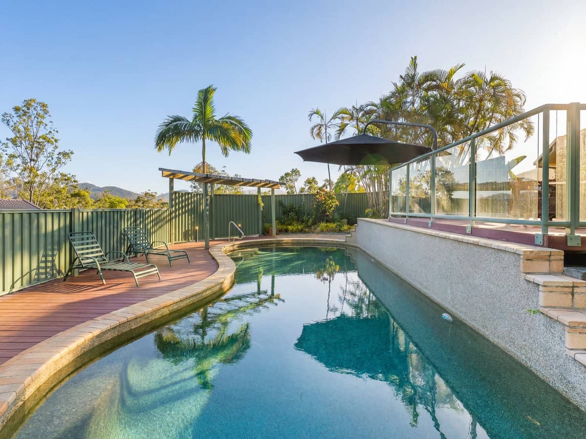 55 Saunders Drive, BONOGIN - Thumbnail 8