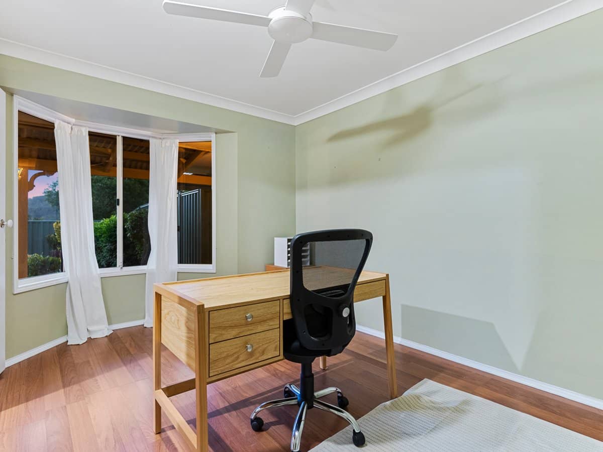 55 Saunders Drive, BONOGIN - Thumbnail 19