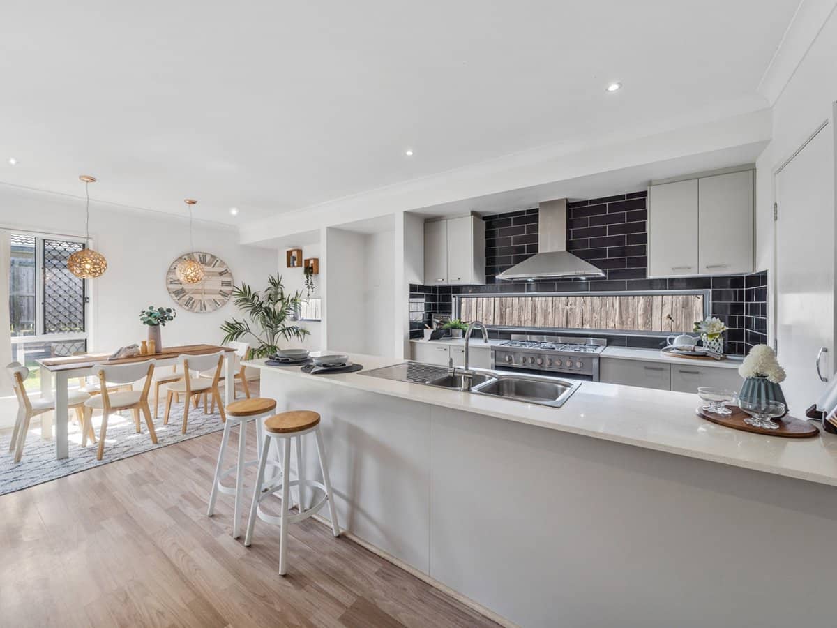 9 Mount Glorious Street, PARK RIDGE - Thumbnail 3