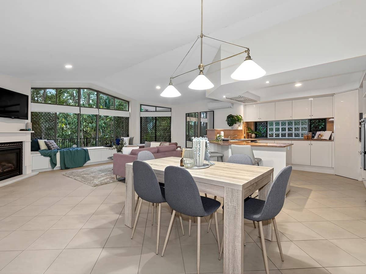 8 Casuarina Street, BRIDGEMAN DOWNS - Thumbnail 7