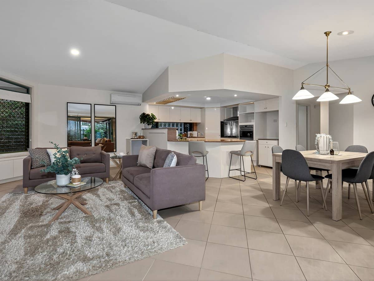 8 Casuarina Street, BRIDGEMAN DOWNS - Thumbnail 8