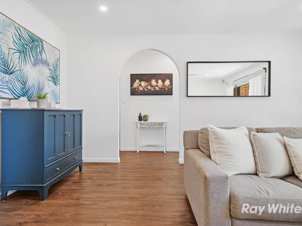 15 Bradley Street, SPRINGWOOD - Thumbnail 8