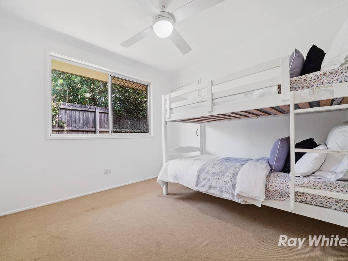 15 Bradley Street, SPRINGWOOD - Thumbnail 14