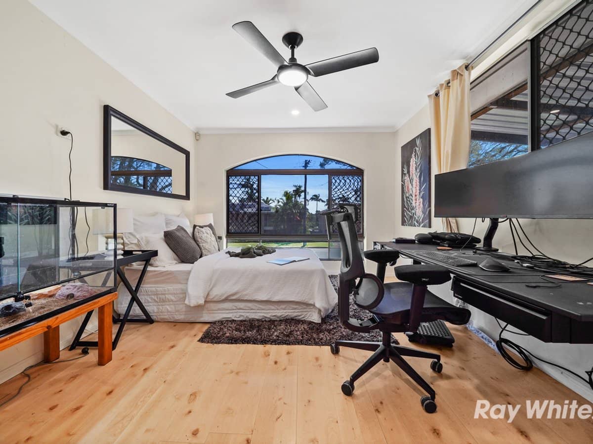 15 Bradley Street, SPRINGWOOD - Thumbnail 15