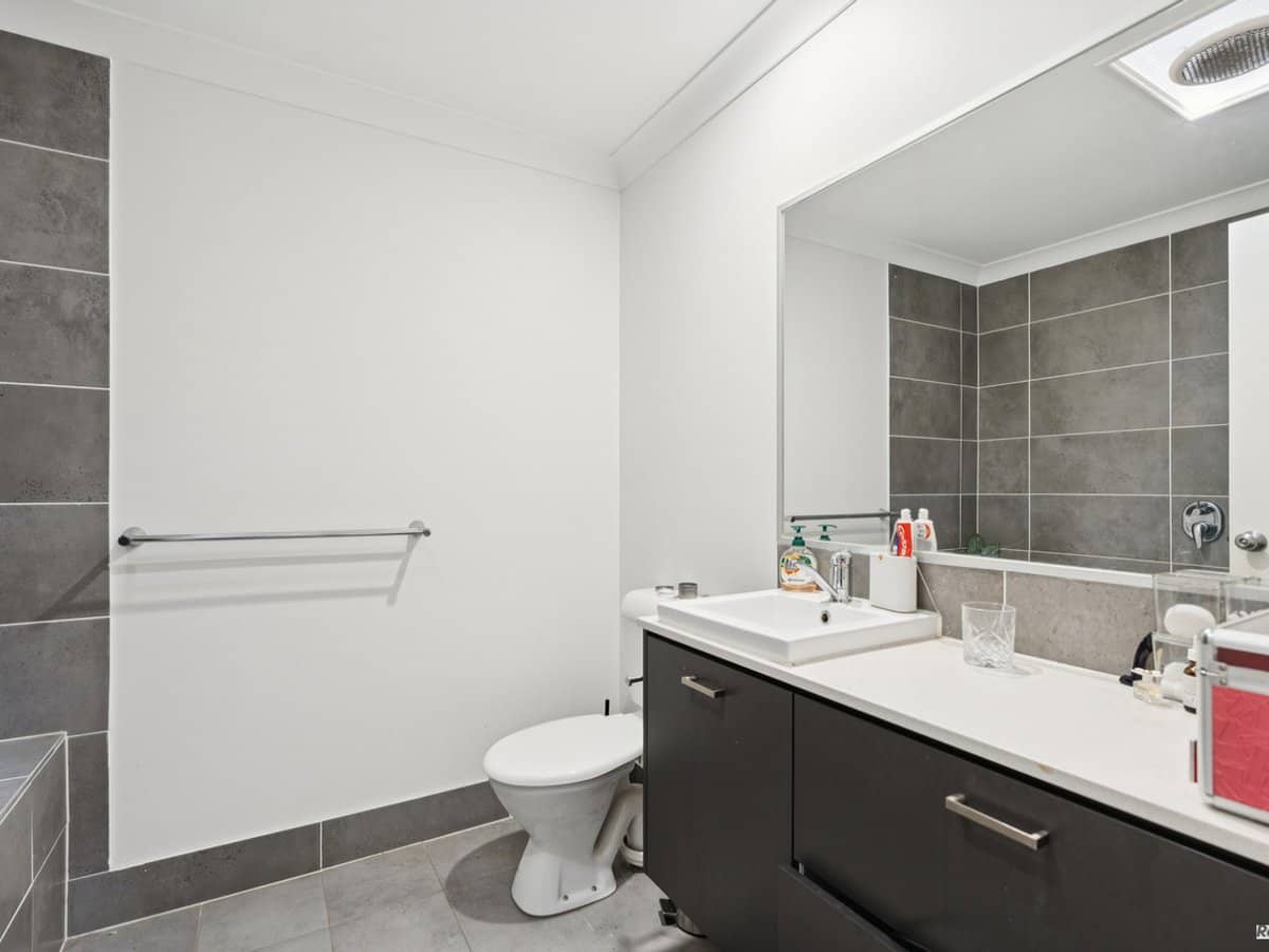 93 Stanley Street, BRENDALE - Thumbnail 11