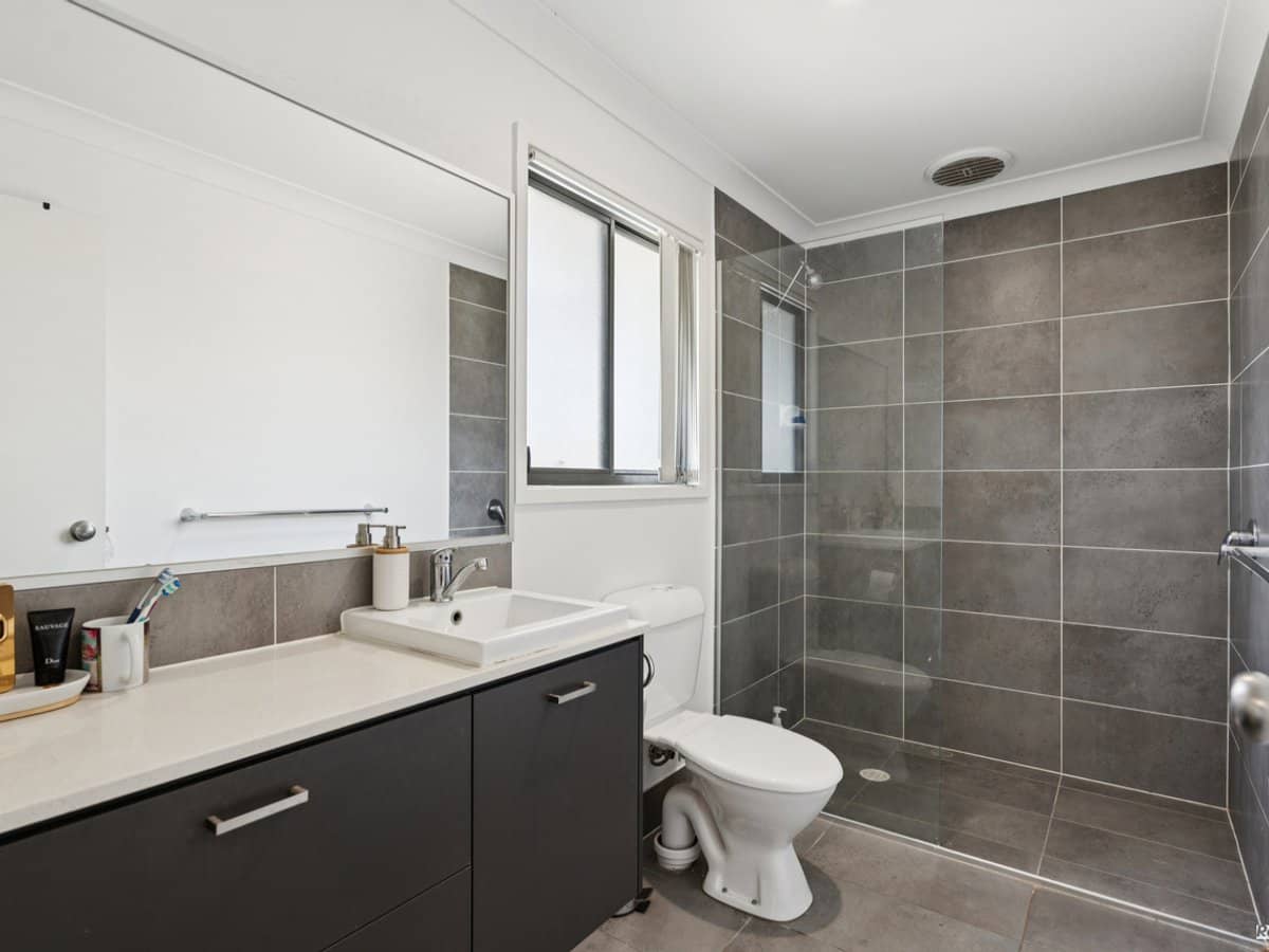 93 Stanley Street, BRENDALE - Thumbnail 12