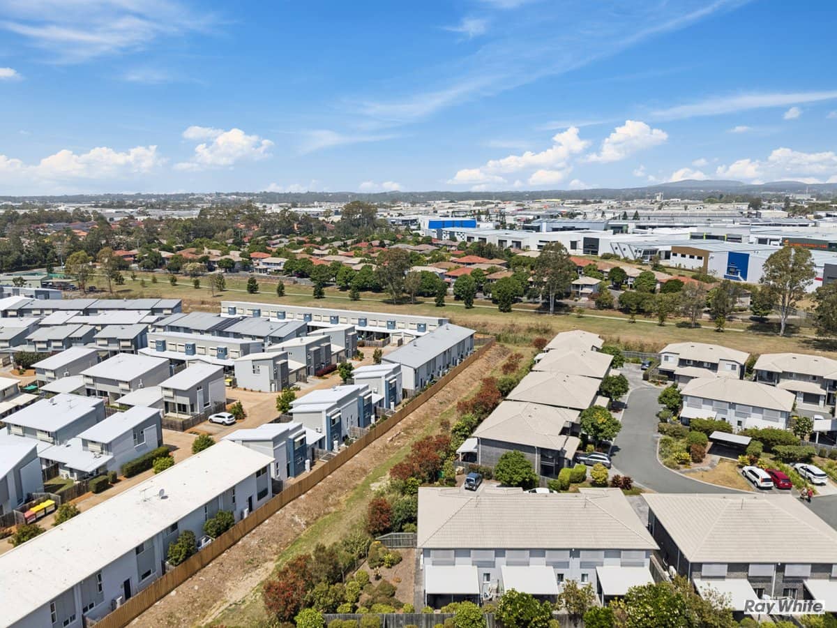 93 Stanley Street, BRENDALE - Thumbnail 16