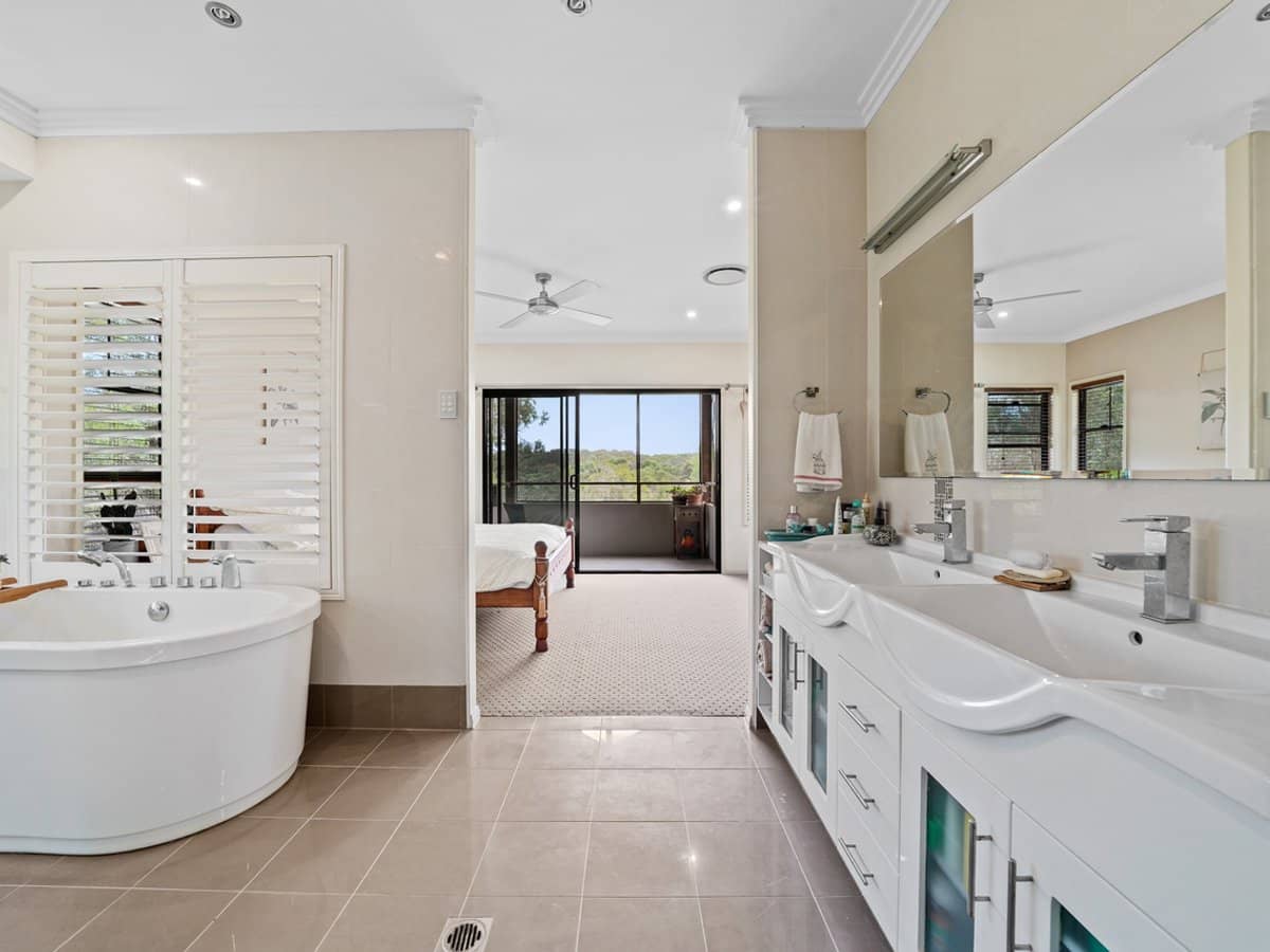 97 Wildsoet Street, BURBANK - Thumbnail 34