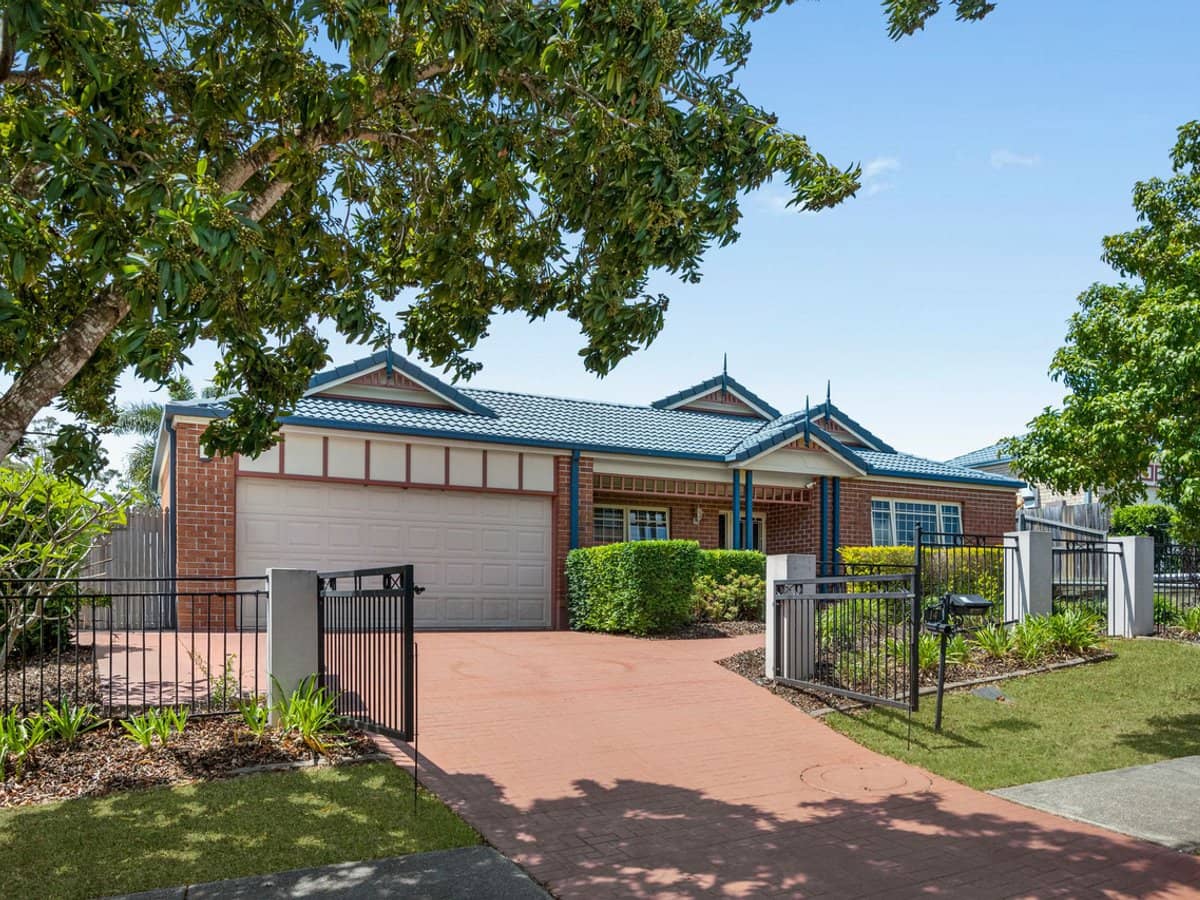 14 Mauritius Parade, FOREST LAKE - Thumbnail 3