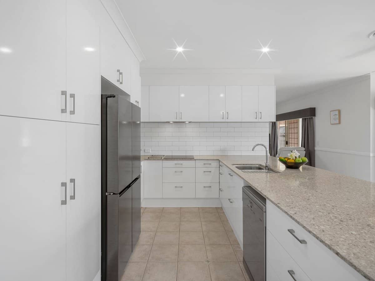 14 Mauritius Parade, FOREST LAKE - Thumbnail 6