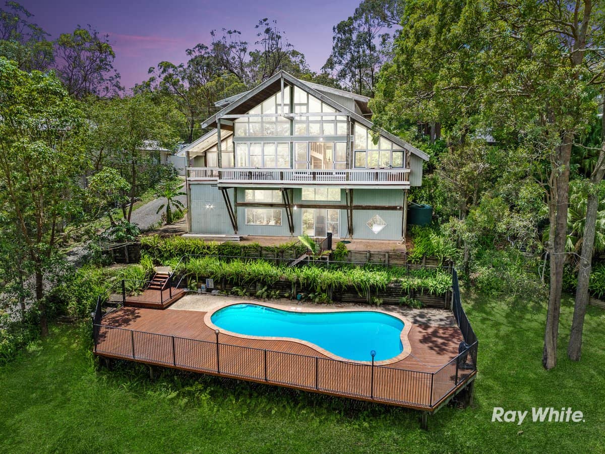 36 Highview Terrace, DAISY HILL - Thumbnail 1