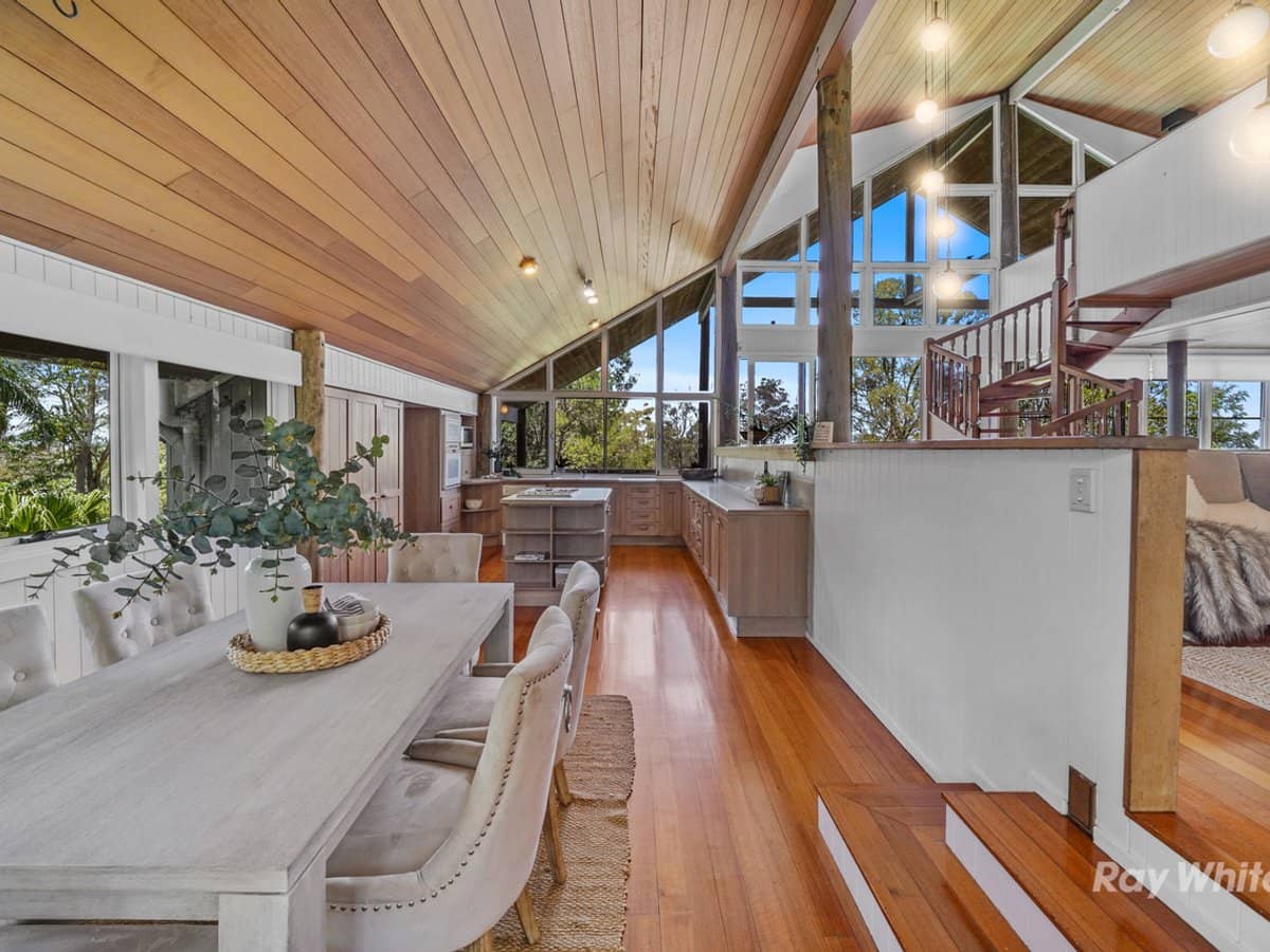 36 Highview Terrace, DAISY HILL - Thumbnail 2