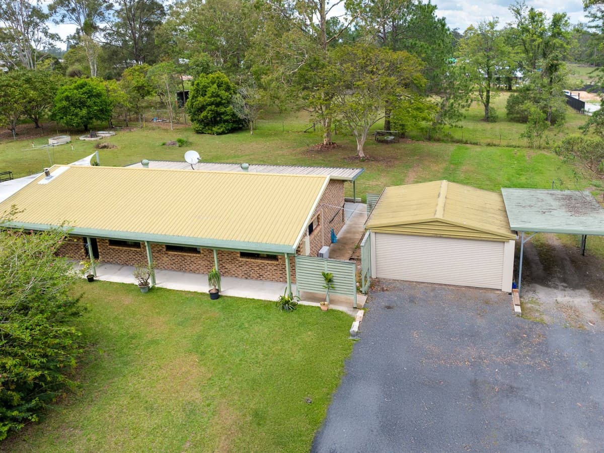 5-11 McLoughlin Road, MORAYFIELD - Thumbnail 11