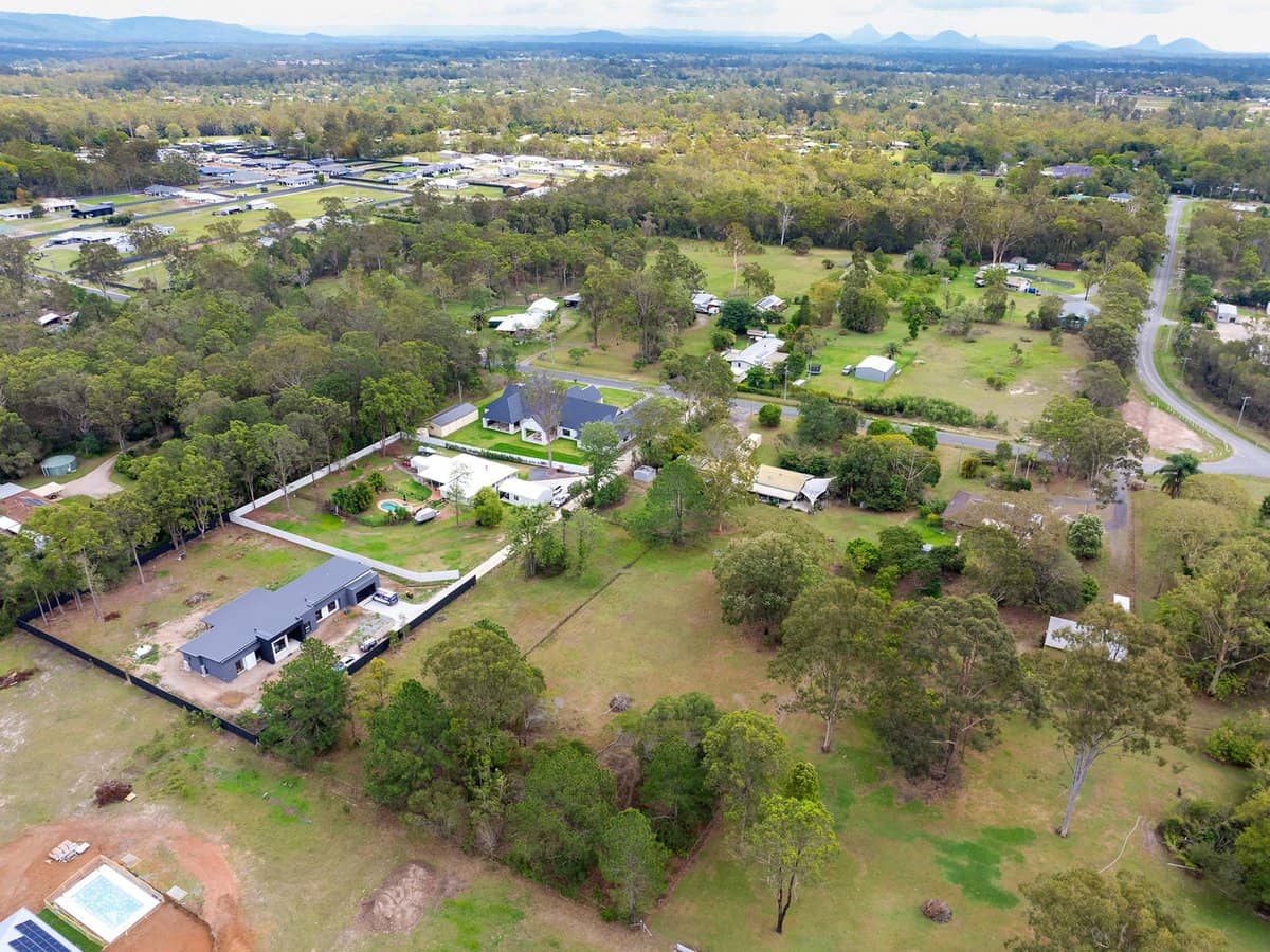 5-11 McLoughlin Road, MORAYFIELD - Thumbnail 20