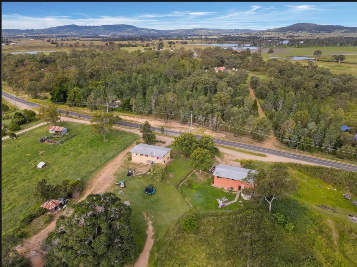 1039-1043 Brightview Road, BRIGHTVIEW - Thumbnail 2