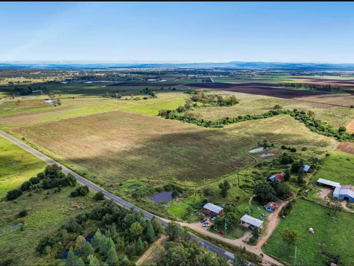 1039-1043 Brightview Road, BRIGHTVIEW - Thumbnail 3