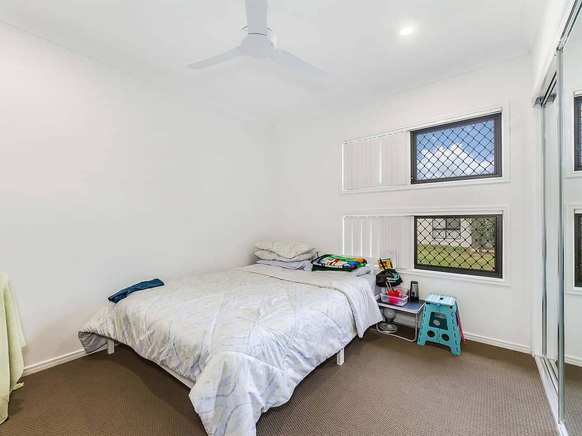 116-118 Oakey Flat Road, MORAYFIELD - Thumbnail 6