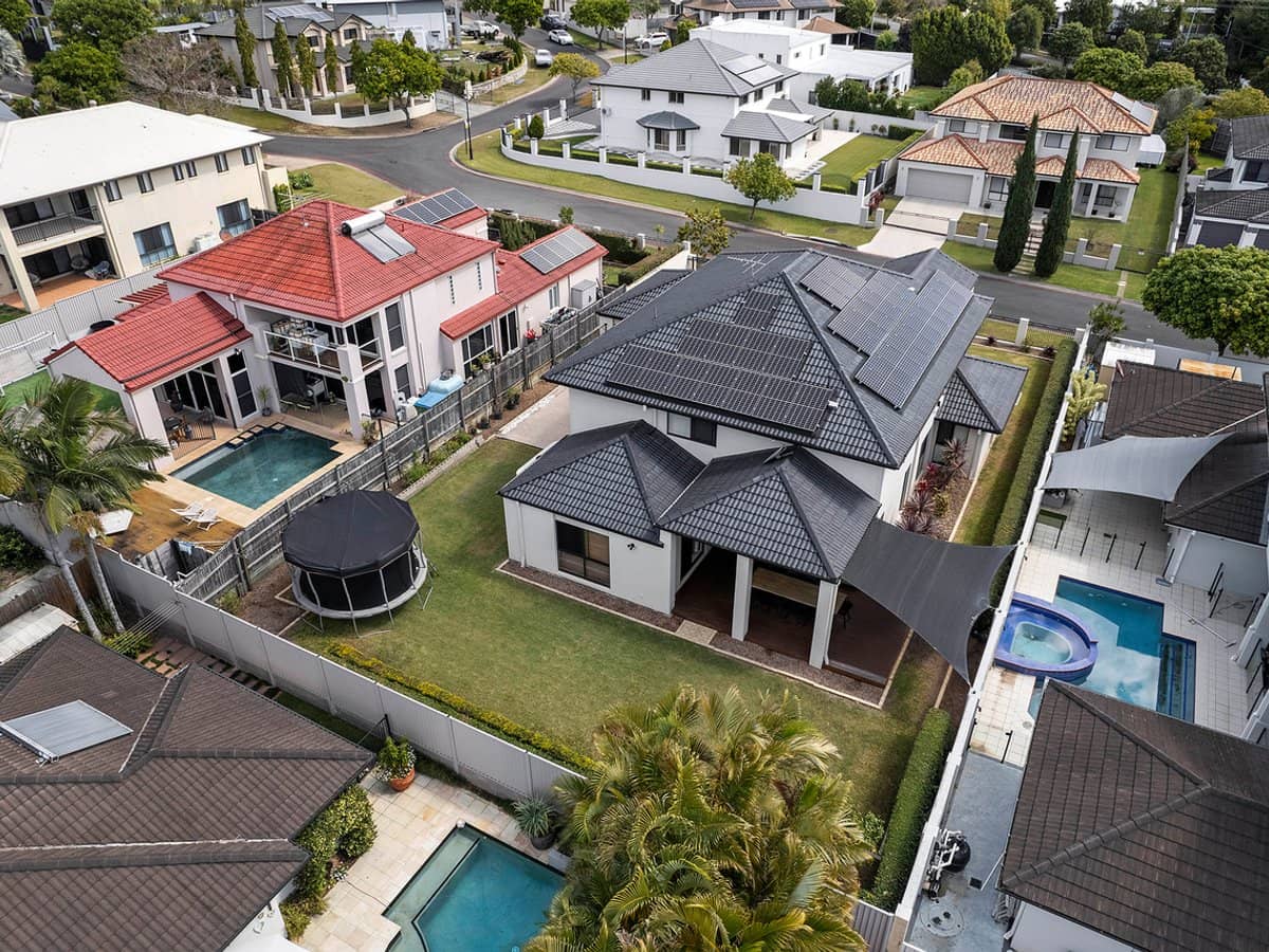 12 Trequanda Place, BRIDGEMAN DOWNS - Thumbnail 25