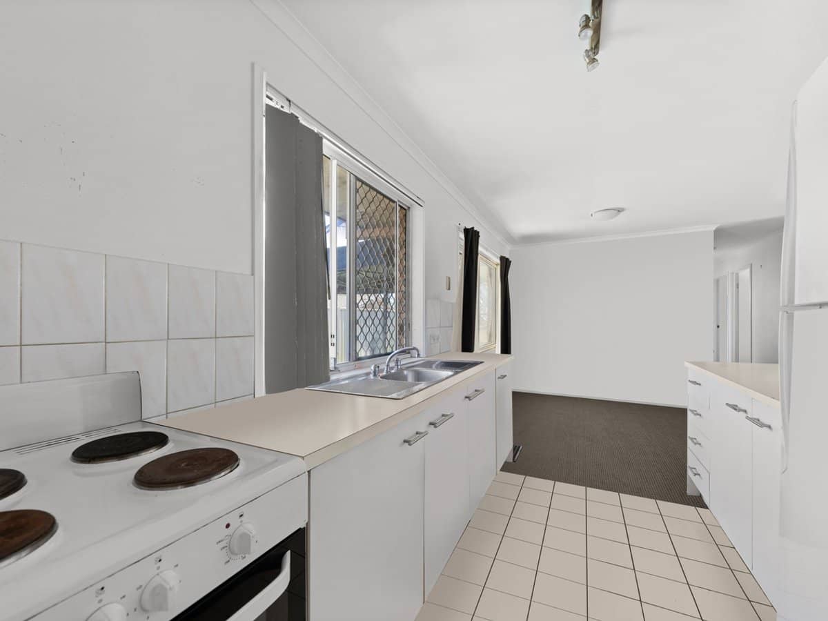 11 Broadfoot Drive, GOODNA - Thumbnail 3