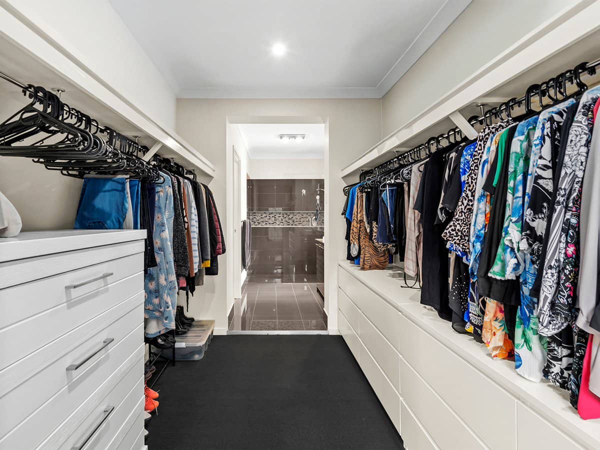 6 Scholard Crescent, BRIDGEMAN DOWNS - Thumbnail 10