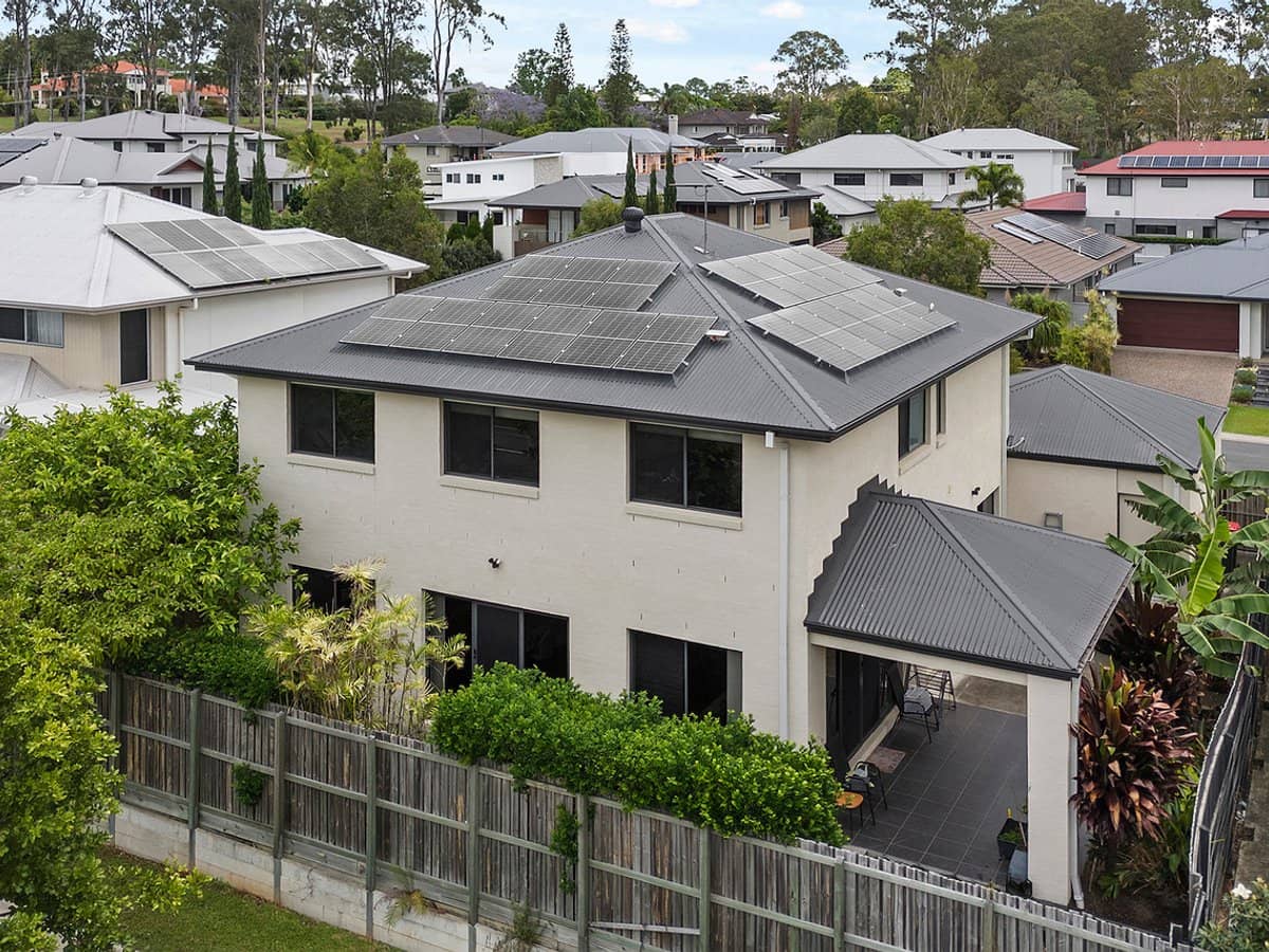 6 Scholard Crescent, BRIDGEMAN DOWNS - Thumbnail 18