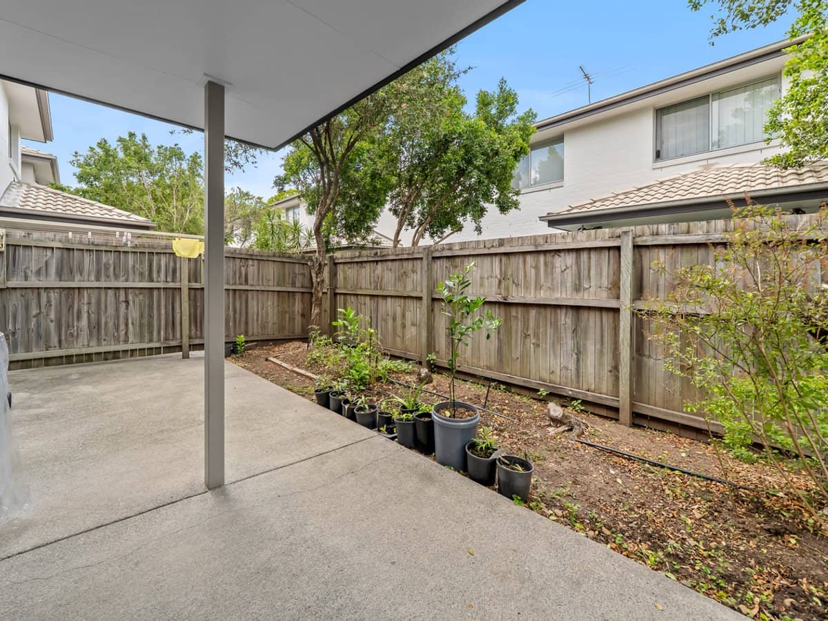 16 Bluebird Avenue, ELLEN GROVE - Thumbnail 16