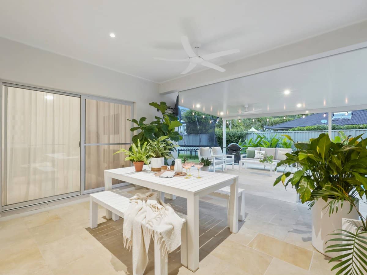 9 Emerson Drive, BONOGIN - Thumbnail 11