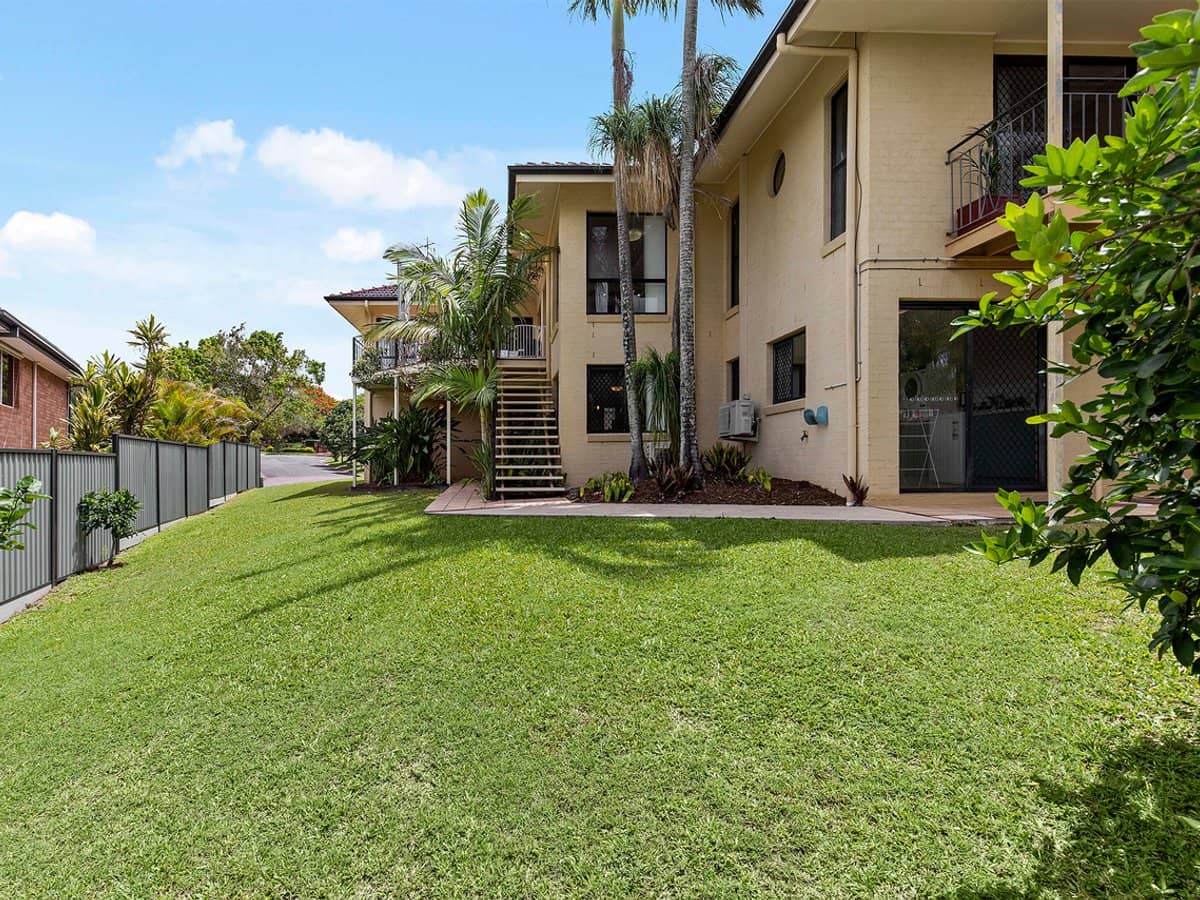 6 Waterford Place, BRIDGEMAN DOWNS - Thumbnail 16