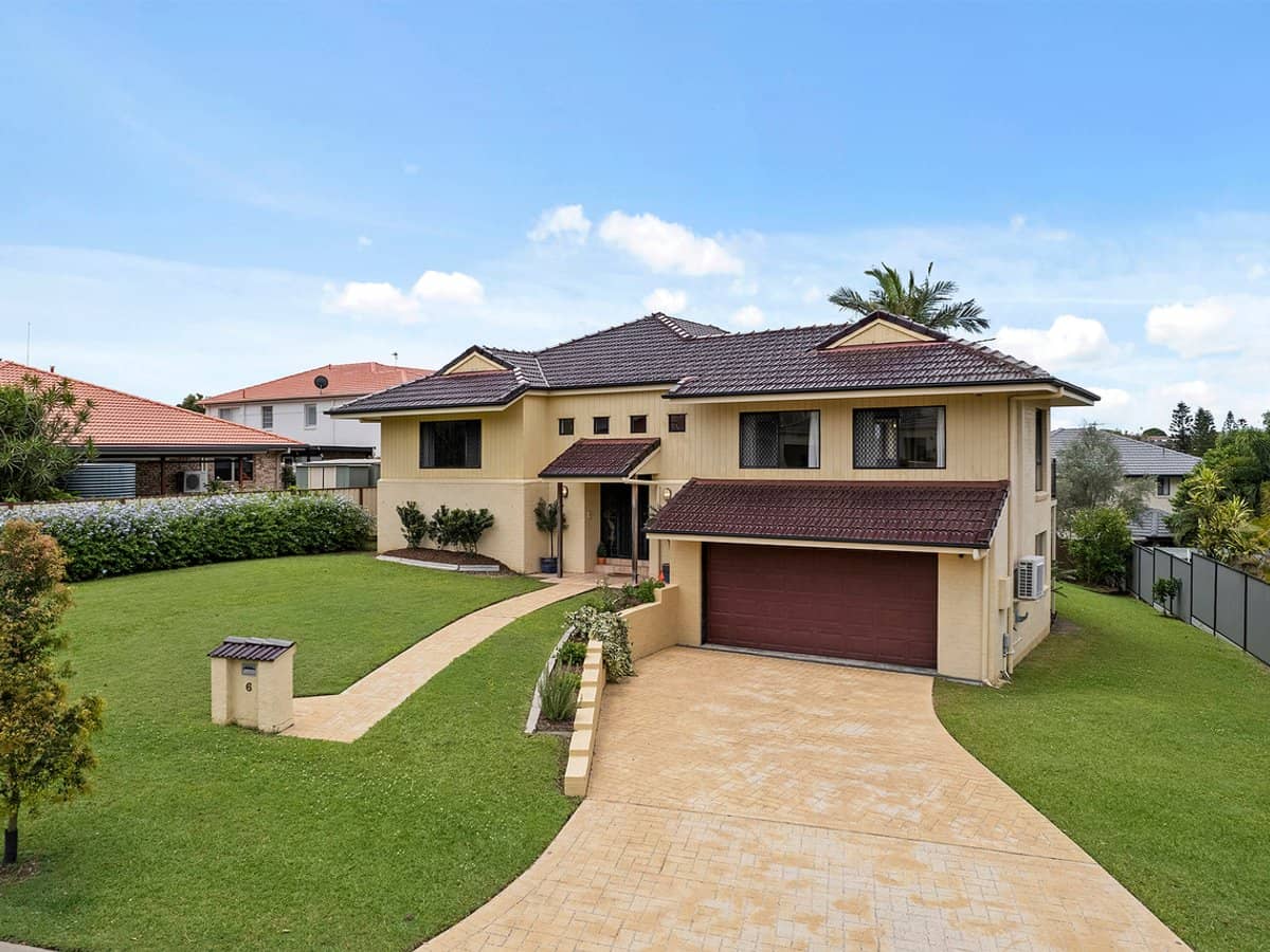 6 Waterford Place, BRIDGEMAN DOWNS - Thumbnail 19