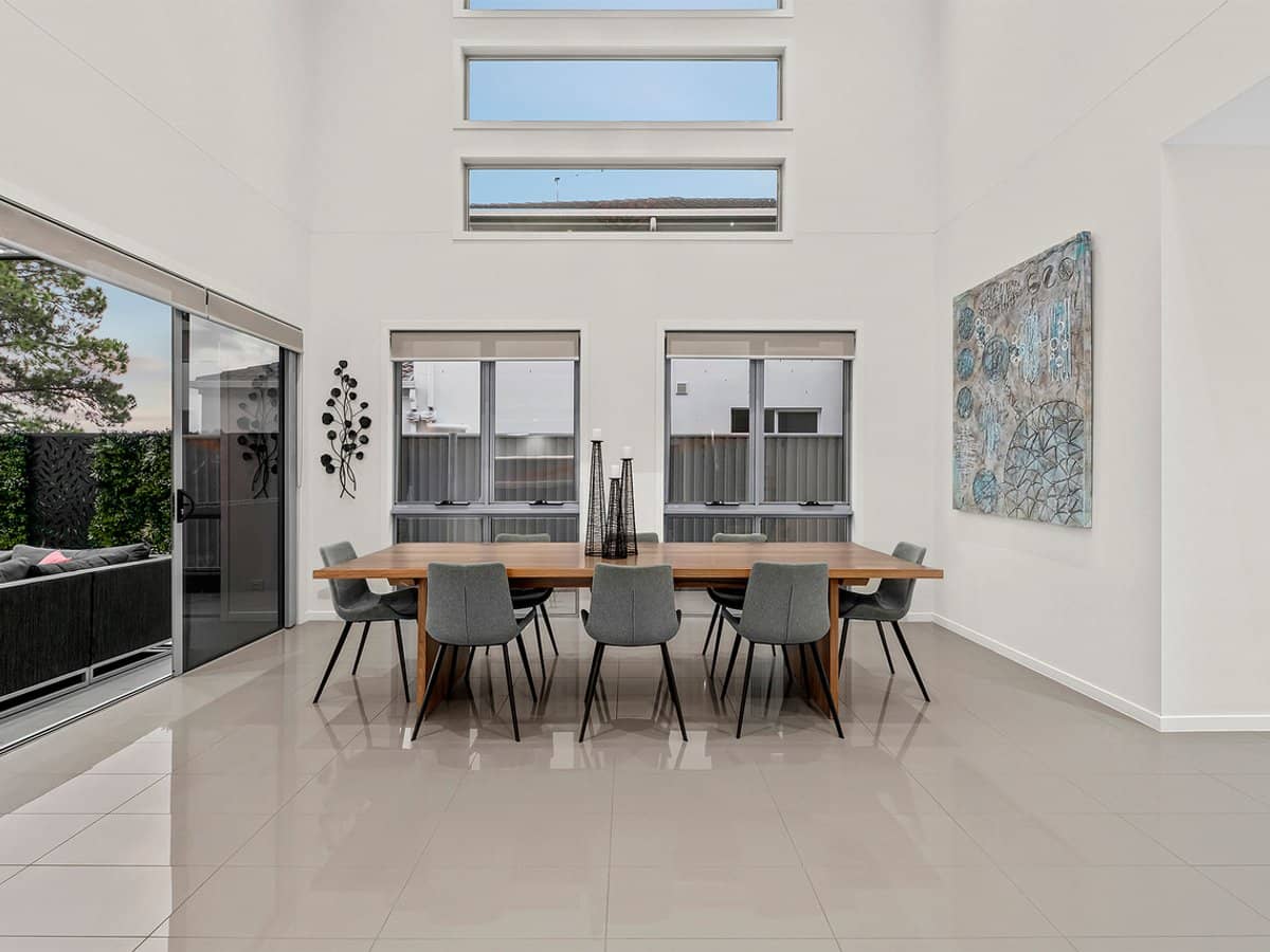 35 Picasso Crescent, CARSELDINE - Thumbnail 6