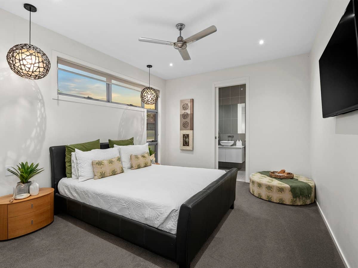 35 Picasso Crescent, CARSELDINE - Thumbnail 18