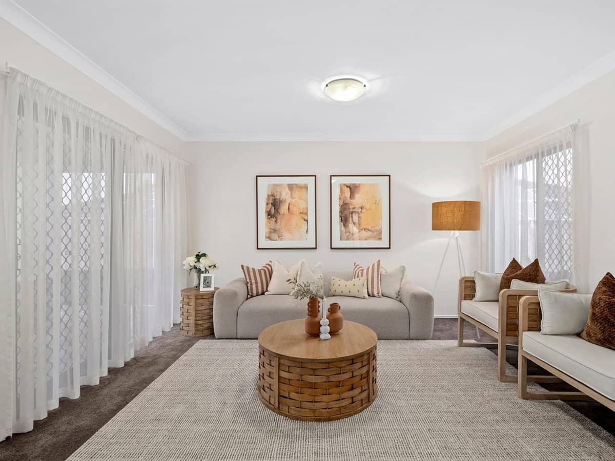 170 Galaxy Street, BRIDGEMAN DOWNS - Thumbnail 3