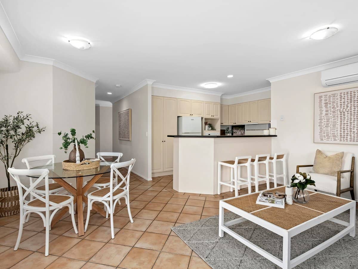 170 Galaxy Street, BRIDGEMAN DOWNS - Thumbnail 7