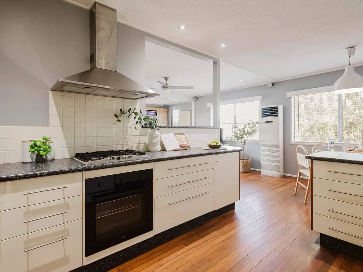 28 Gordon Road, FERNY HILLS - Thumbnail 6