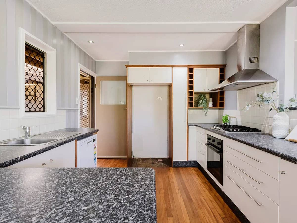 28 Gordon Road, FERNY HILLS - Thumbnail 7