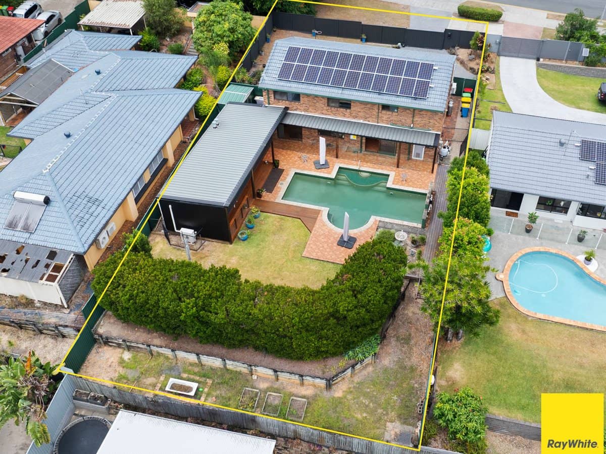 80 Cottesloe Drive, ROBINA - Thumbnail 22