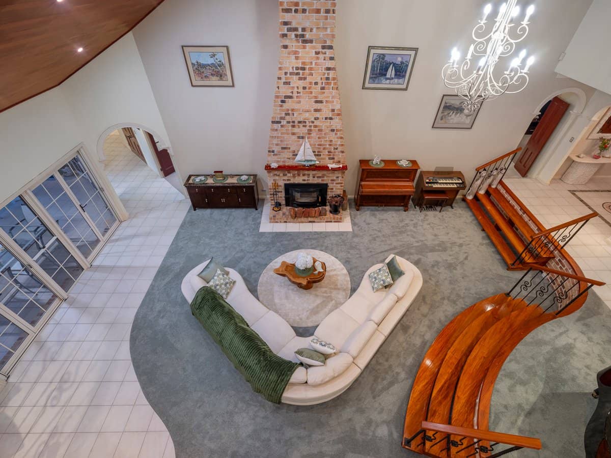 23 Picasso Crescent, CARSELDINE - Thumbnail 7