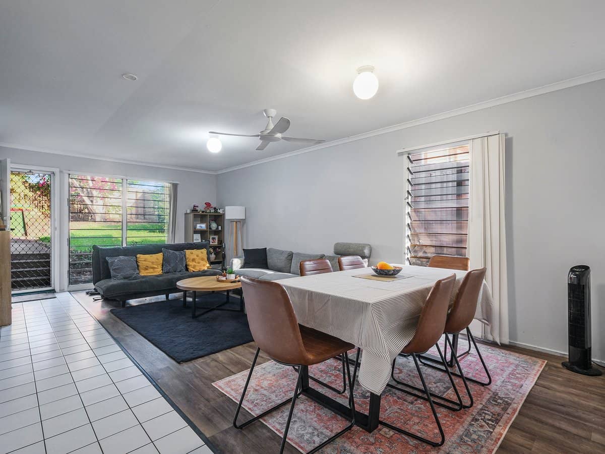 27 Old Logan Road, GAILES - Thumbnail 8