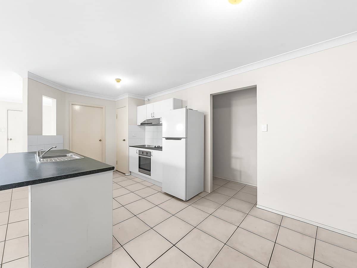 70 Storr Circuit, GOODNA - Thumbnail 3