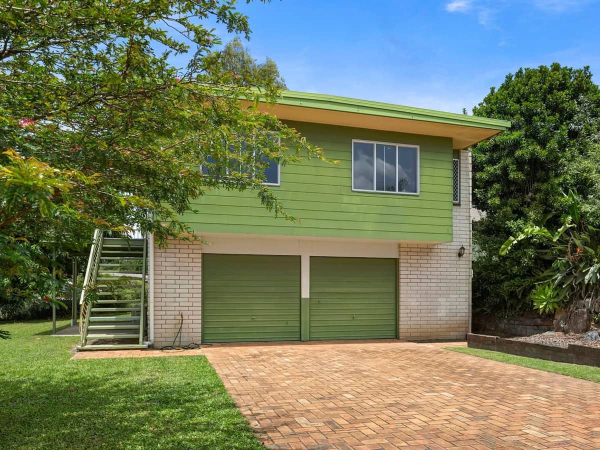 9 Syma Street, CHERMSIDE WEST - Thumbnail 1