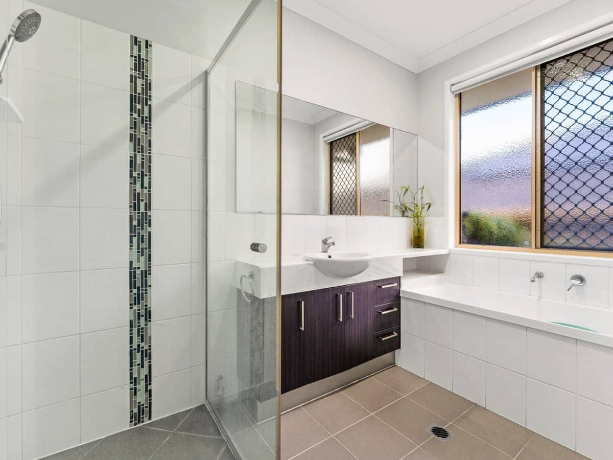 12 Anesbury Street, DOOLANDELLA - Thumbnail 14