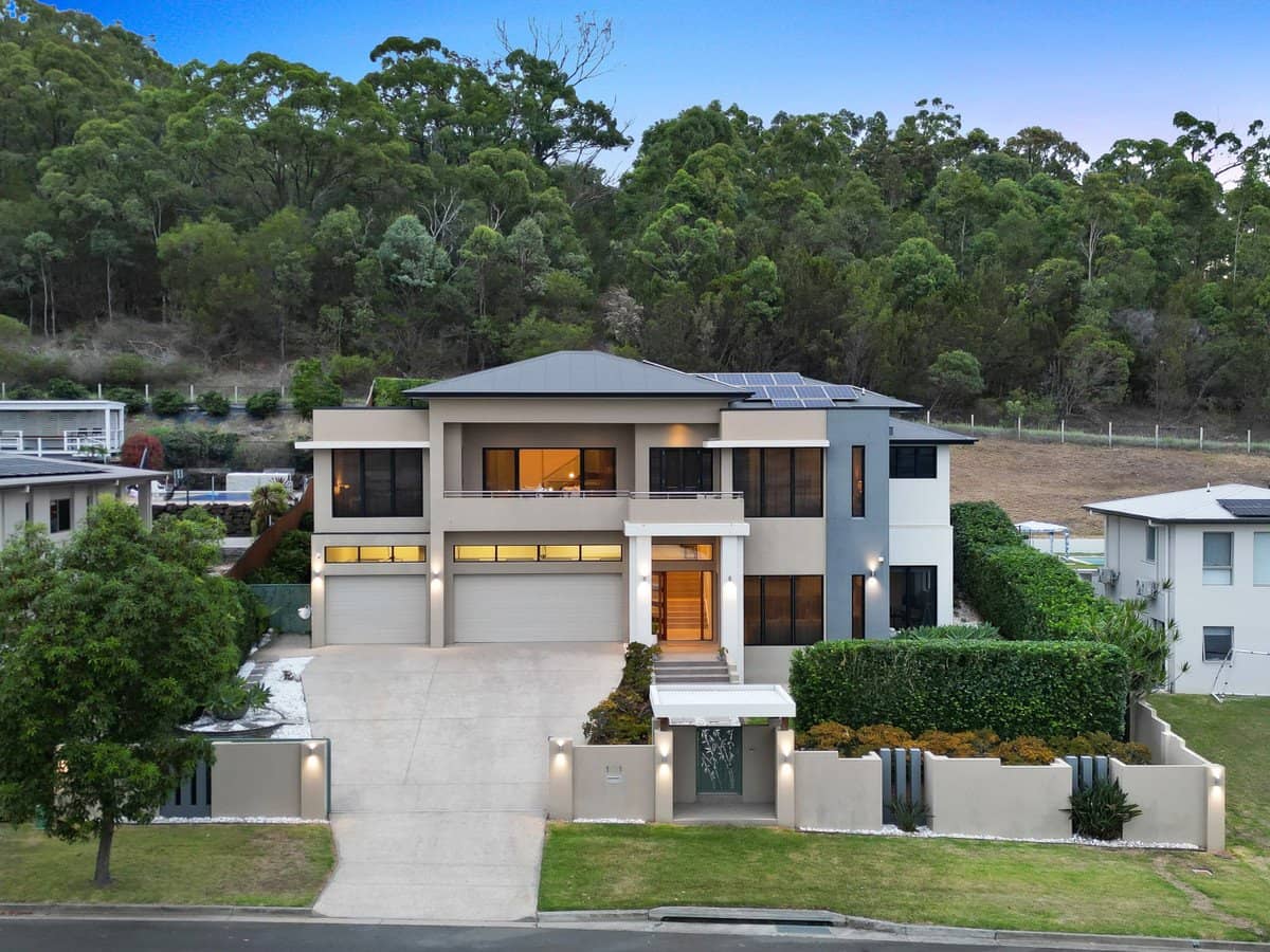 101 Barden Ridge Road, REEDY CREEK - Thumbnail 2