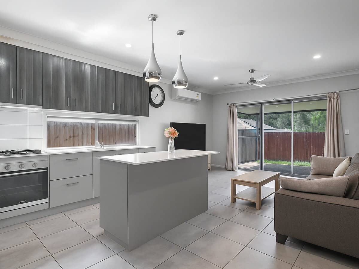 6 Wisteria Street, ELLEN GROVE - Thumbnail 2