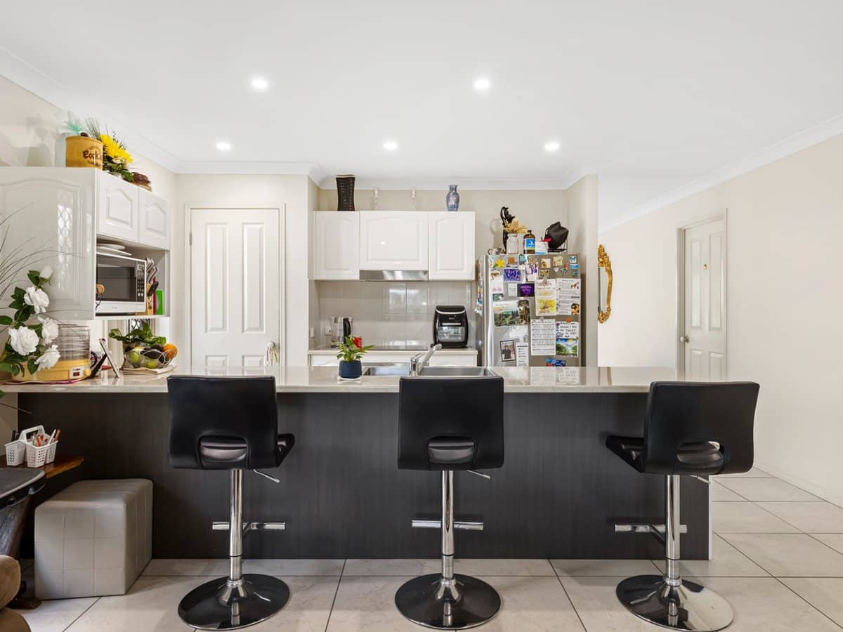 34 Roach Crescent, REDBANK PLAINS - Thumbnail 11