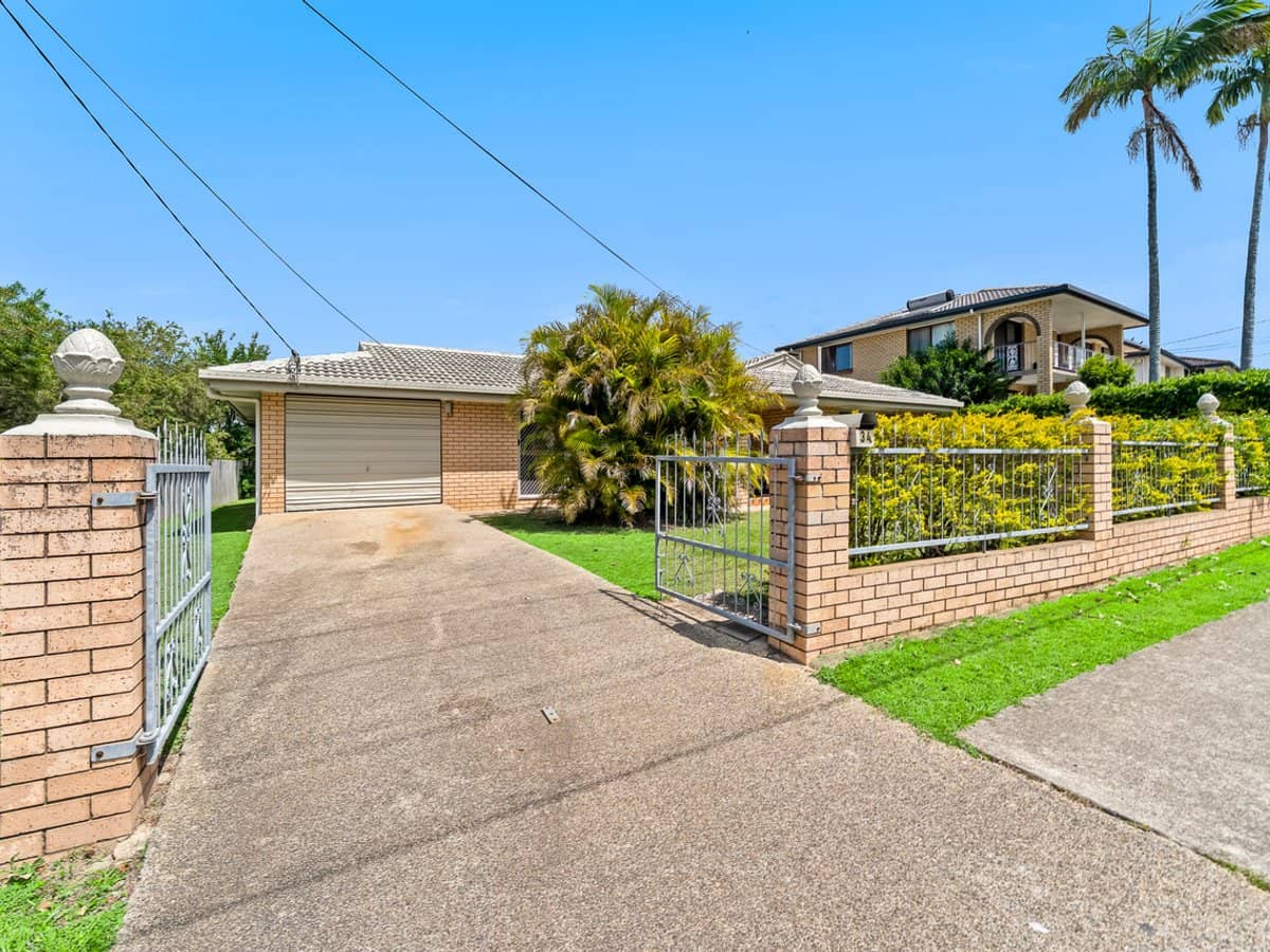 34 Collingwood Drive, COLLINGWOOD PARK - Thumbnail 1